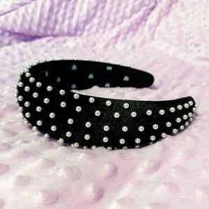 Lele Sadoughi Jet Velvet Pearl Padded Headband